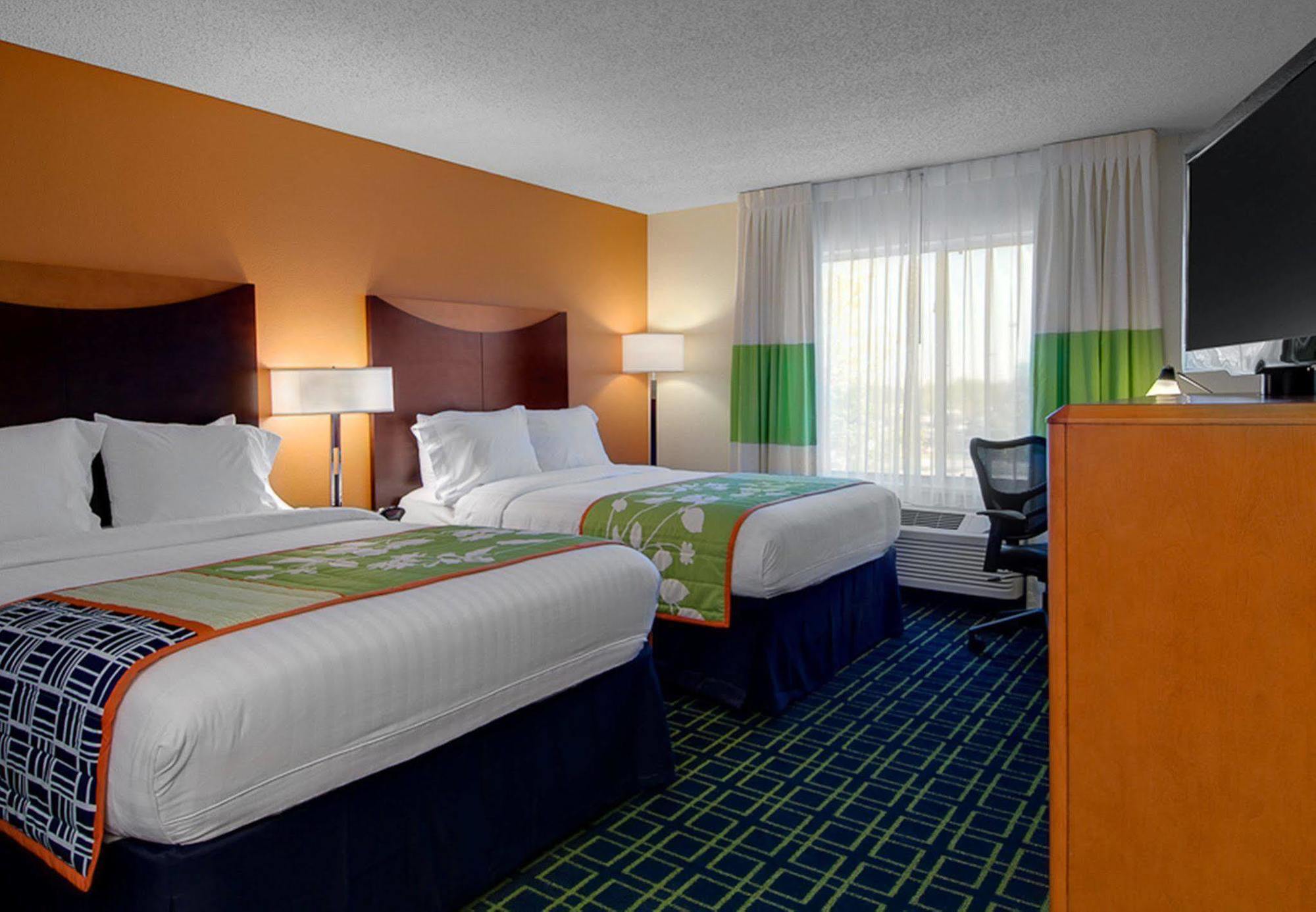 Fairfield Inn & Suites Denver Airport מראה חיצוני תמונה